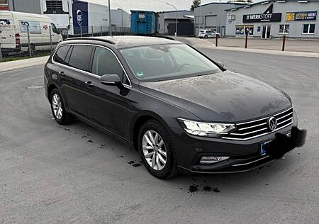 VW Passat Variant Volkswagen 1.5 TSI OPF DSG Business Vari...