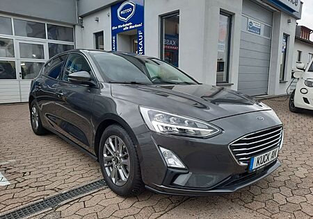 Ford Focus Lim. Cool & Connect 125 PS Schalter