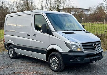Mercedes-Benz Sprinter II Kasten 213CDI*AHK*Standheiz*Regale*