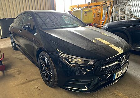 Mercedes-Benz CLA 220 Shooting Brake /AMG Line /German Car!