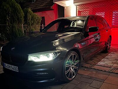 BMW 540d xDrive Touring A Vollaustattung Pano/Stdhz.