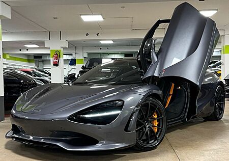 McLaren 750S COUPE MY25 CARBON EXT&INT B&W LIFT FULLOPT!