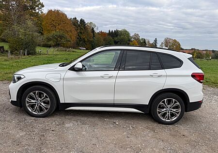 BMW X1 xDrive25e Advantage Steptronic Advantage