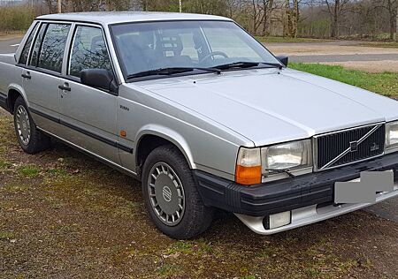 Volvo 740 GL - 1.Lack - rostfrei