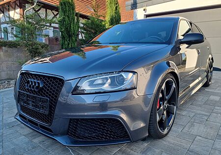 Audi RS3 2.5 TFSI S tronic quattro Sportback