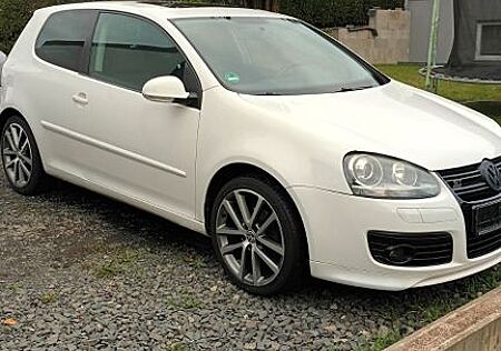 VW Golf Volkswagen 1.4 TSI 90 kW GT Sport GT Sport