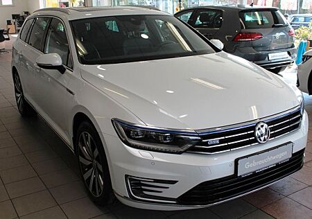 VW Passat Variant Volkswagen GTE PHEV DCC ACC LED Massage uvm