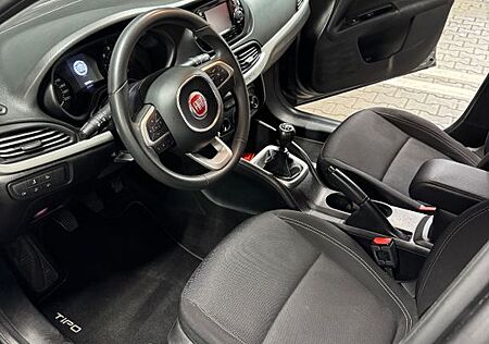 Fiat Tipo 1.6 MultiJet EASY EASY