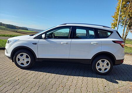 Ford Kuga 1,5 EcoBoost 4x2 110kW COOL & CONNECT C...