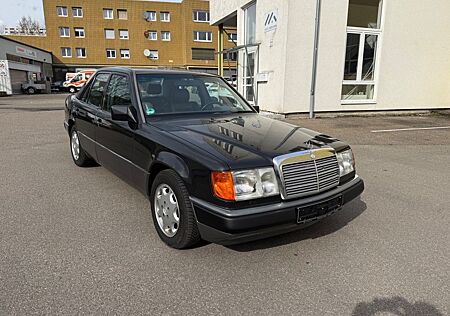 Mercedes-Benz E 320 Klima Leder H-Kenz. Top Zustand