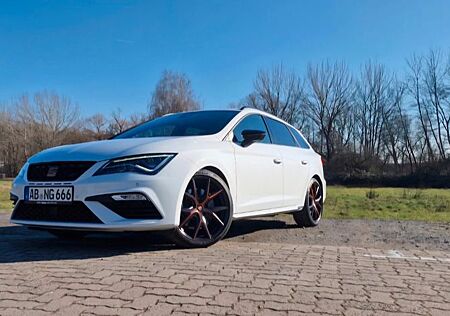 Seat Leon 2.0 TSI CUPRA 4Drive DSG Sportstourer