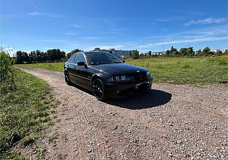 BMW 328i sehr gute Ausstattung