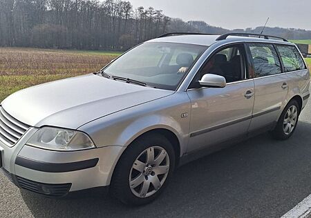 VW Passat Variant Volkswagen 2.0 96kW Comfortline Family V...