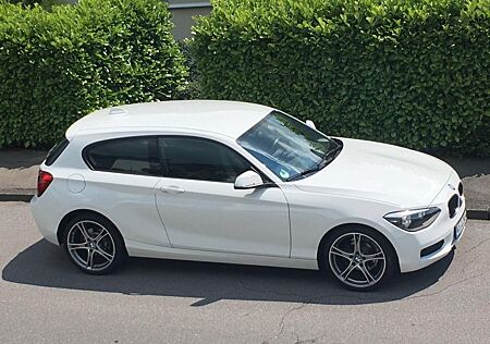 BMW 116 TOP! 19 Zoll - Klima - Scheckheft