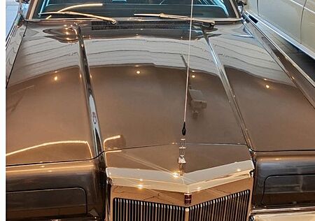 Lincoln Continental
