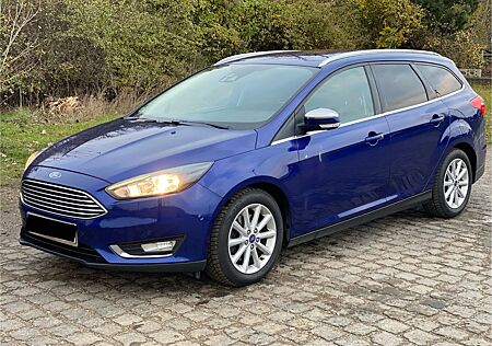 Ford Focus Turnier Titanium 1.5 EcoBoost Start-Stopp