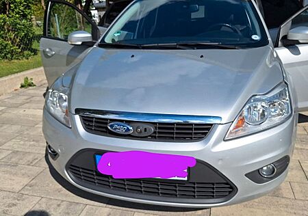 Ford Focus 1,6 Ambiente Ambiente