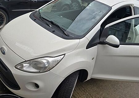 Ford Ka gebraucht kaufen Ford Ka /+ 1,2 / 1 Hand