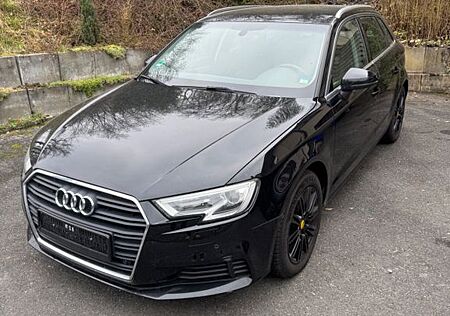 Audi A3 1.5 TFSI cod S tronic -