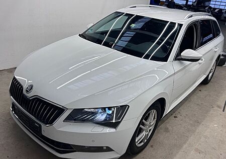 Skoda Superb Combi Style 2.0 TDI DSG 4x4/Xen/11700nett