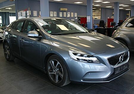 Volvo V40 T2 Momentum