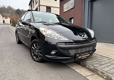 Peugeot 206 1.4 75 Generation Tüv & Service Neu / Allw.