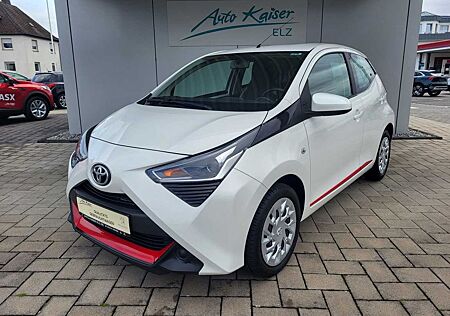 Toyota Aygo (X) Aygo 5-Türer x-cite
