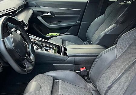 Peugeot 508 BlueHDi 130 EAT8 Active Active