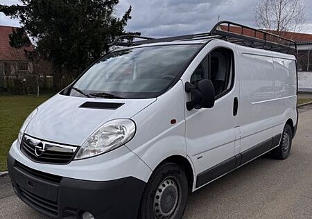 Opel Vivaro 2.5 CDTi