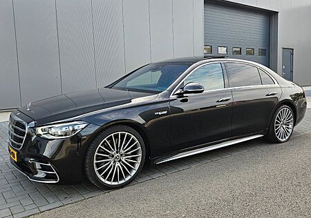 Mercedes-Benz S 500 4MATIC L -
