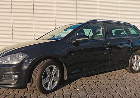 VW Golf Volkswagen 1.6 TDI BMT Comfortline Variant Comfortline