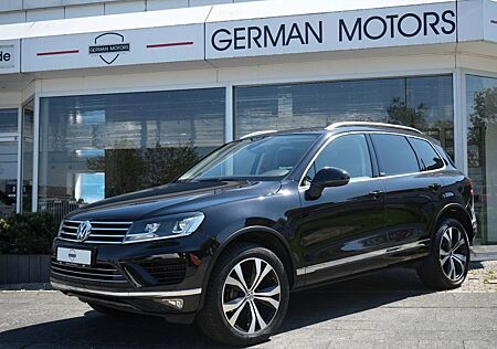 VW Touareg Volkswagen 3.0 V6 TDI Executive Edition LEDER RAUTE
