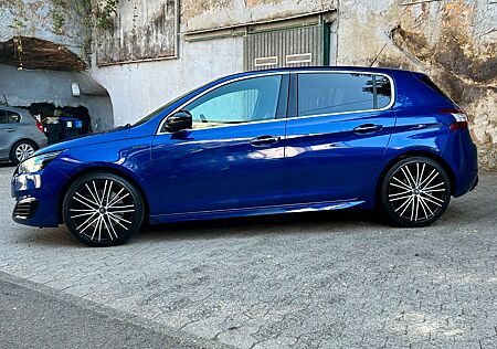 Peugeot 308 GT*Automatik*Navi*8-Fach Alu*Scheckheft*