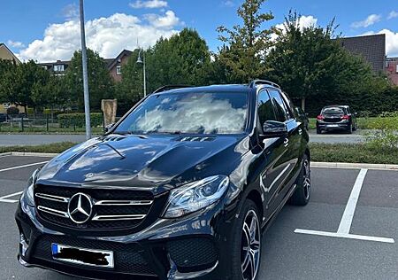 Mercedes-Benz GLE 43 AMG Mercedes-AMG GLE 43 4MATIC Merced...