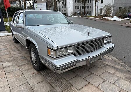 Cadillac Fleetwood V6 H-Kennz.