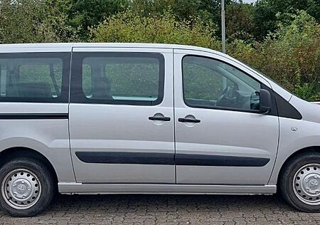 Peugeot Expert Tepee 8-Sitzer lang L2 2.0HDI FAP