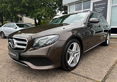Mercedes-Benz E 220 E 220d T 4Matic Avantgarde Multibeam+Distronic