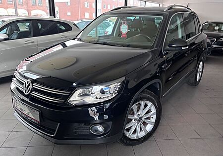 VW Tiguan Volkswagen Sport 4Motion Automatik~Navi~SHZ~PDC