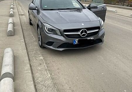 Mercedes-Benz CLA 180 Urban Urban