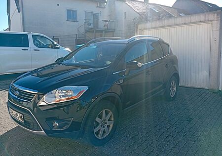 Ford Kuga 2,0 TDCi 4x4 103kW Titanium Titanium