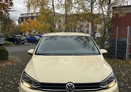 VW Touran Volkswagen 2.0 TDI SCR DSG Comfortline Comfortline