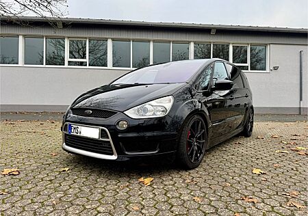 Ford S-Max S-Max2,5Turbo 5Zyl. 7-Sitzer! LESEN VIELES NEU