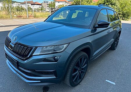 Skoda Kodiaq RS 4x4*PANO*NAVI*LED*ACC*AHK*1 HAND*TOP
