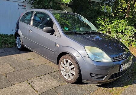 Ford Fiesta 1.3 TÜV NEU