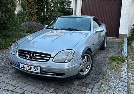 Mercedes-Benz SLK 200 - R170 Cabrio TÜV 8 fach bereift
