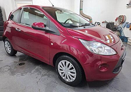Ford Ka Titanium,Sitzheizung,Klima,Allwetter,TÜV NEU!