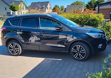 Ford Kuga 1,5 EcoBoost 4x2 110kW Titanium Titanium