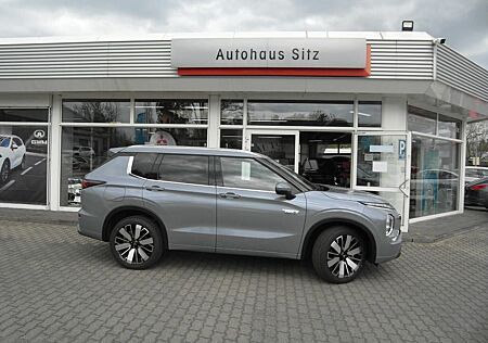 Mitsubishi Outlander PHEV Top