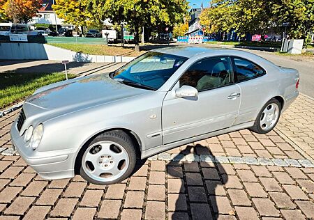 Mercedes-Benz CLK 200 KOMPRESSOR ELEGANCE TÜV 02/2027
