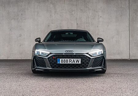 Audi R8 5.2 FSI performance S